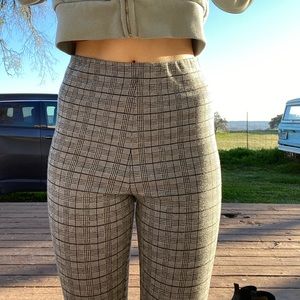 Women’s plaid leggings